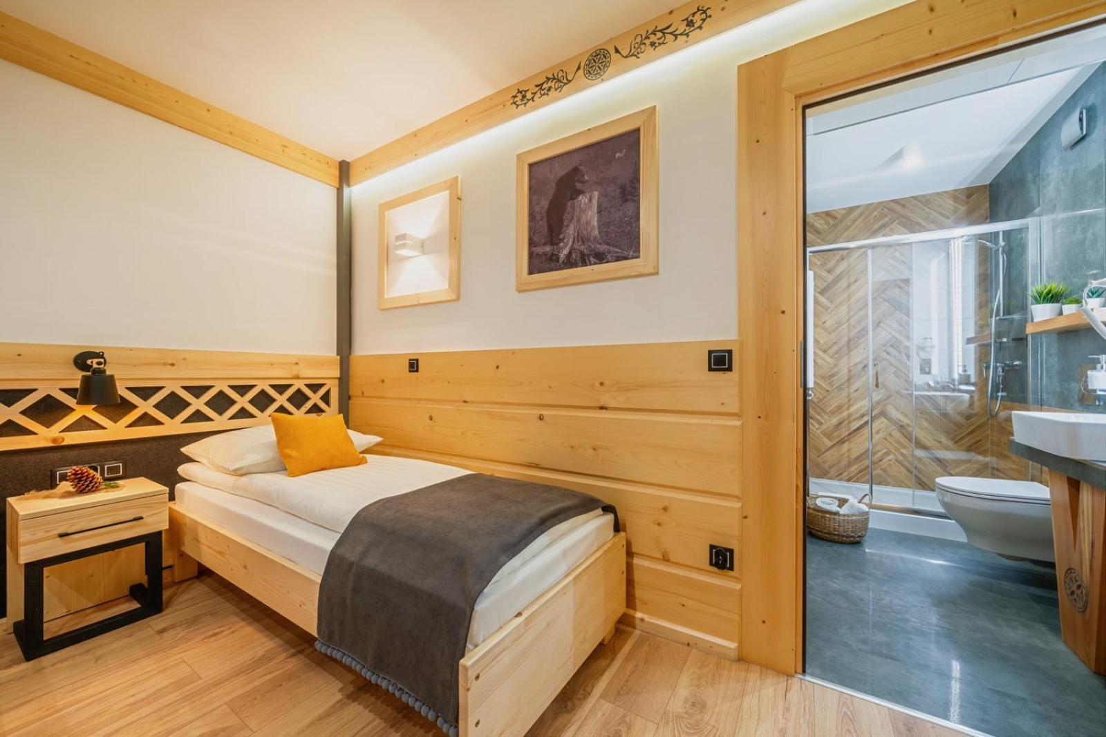 Willa U Galow Poronin Room photo